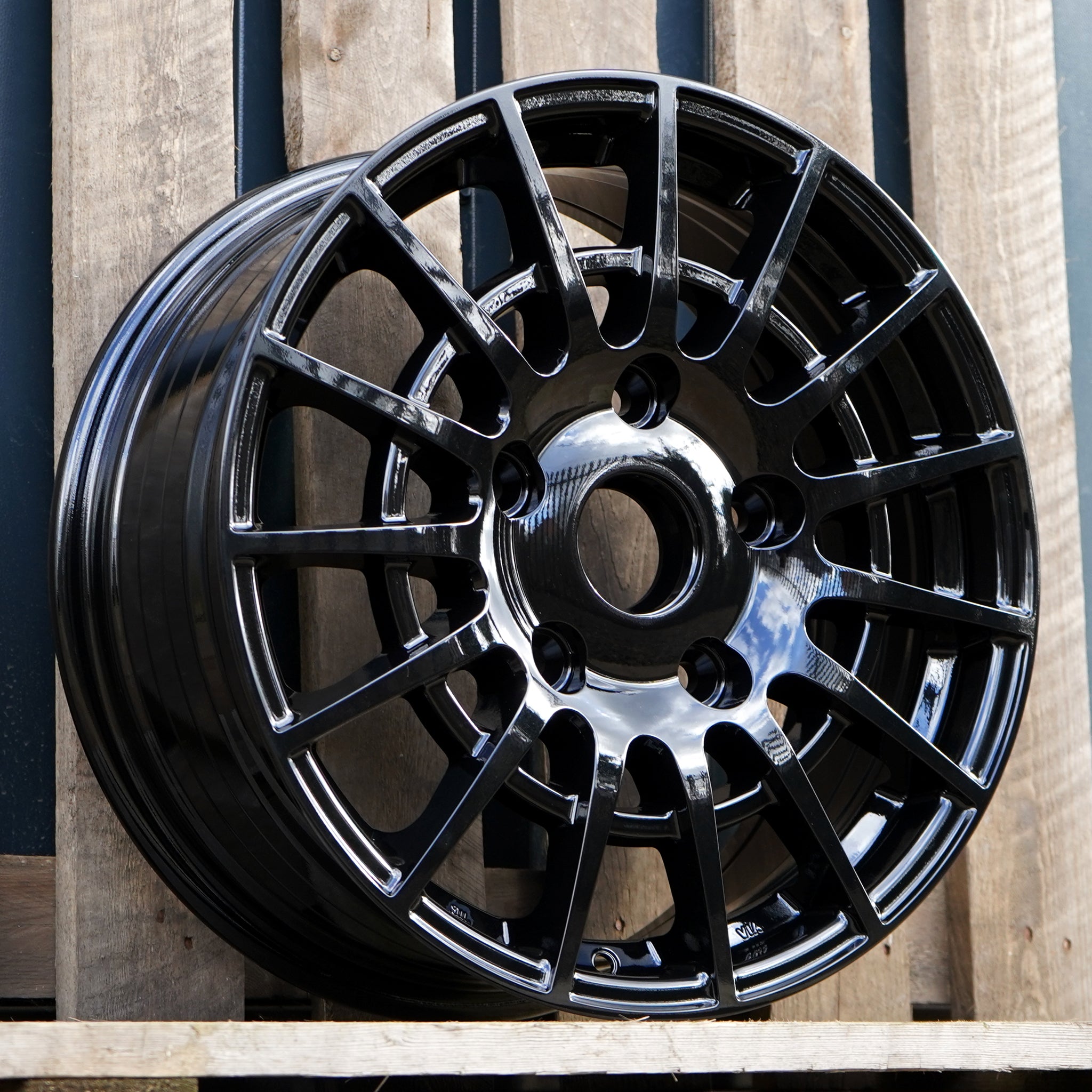 Calibre T-Sport 18" Wheel Package for Ford Transit Custom (2013+)